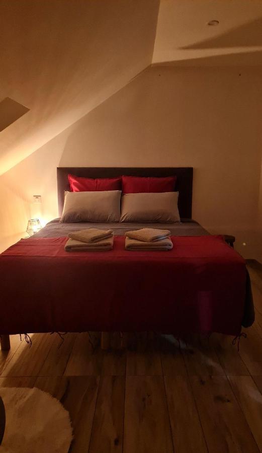 Bed and Breakfast Le 4 Montignac-Lascaux Esterno foto